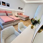 Apartment Old Town *